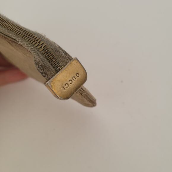 Gucci Logo Key Ring Fob Wallet Zip Pouch Monogram White Leather Compact Fair - Picture 9 of 11